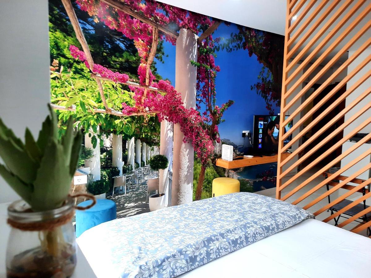 Saranda Promenade Apts Exterior photo