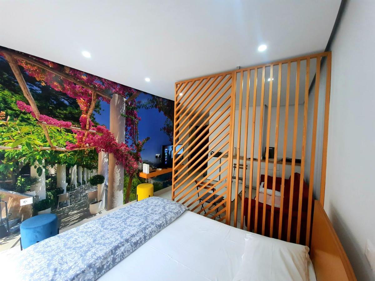 Saranda Promenade Apts Exterior photo