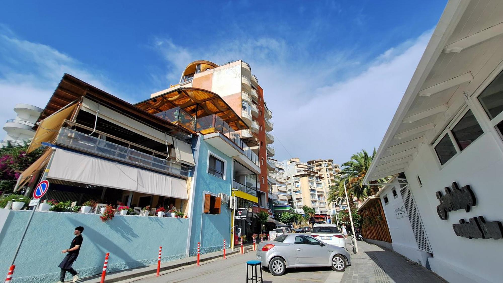 Saranda Promenade Apts Exterior photo